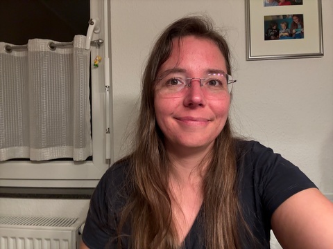 dailyfratze.de/tina am 04.11.2025